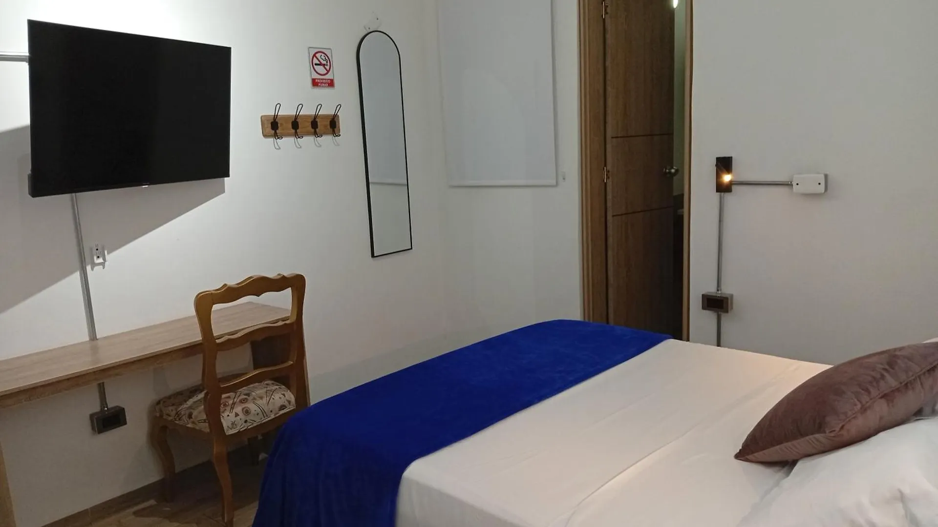 Casa Vecchia Hotel Cali 4*,